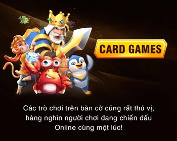 Bàn chơi Baccarat với các lá bài và chip
